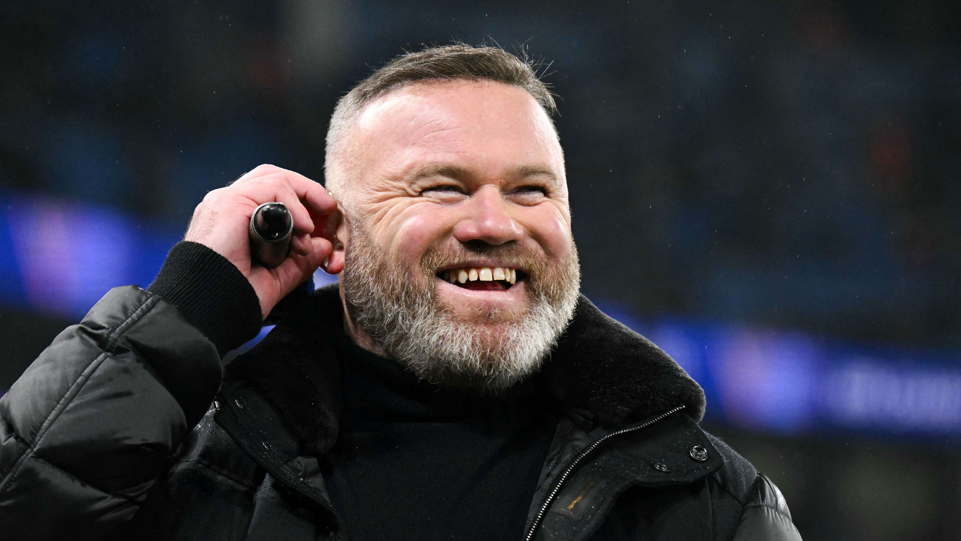 曼再出惊人 曼再出惊人